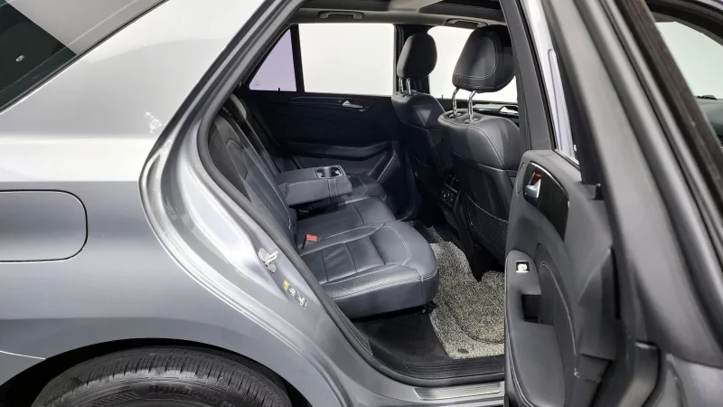 Mercedes-Benz M-class