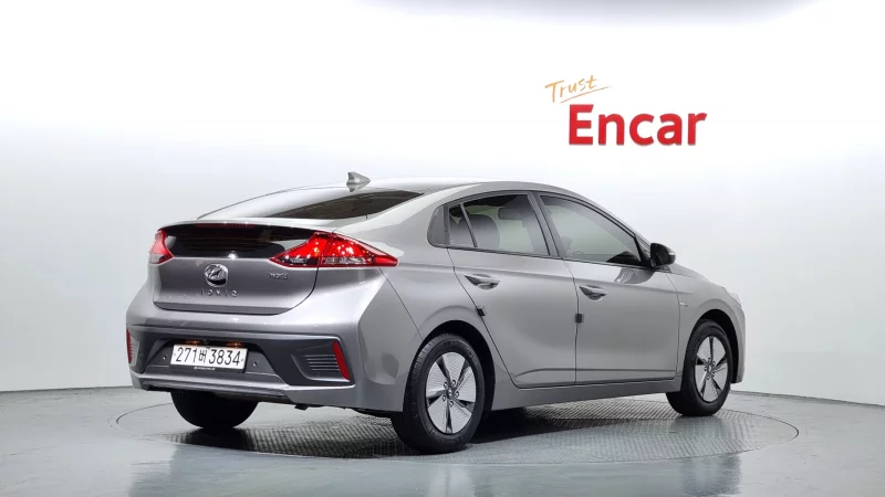 Hyundai Ioniq