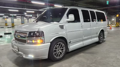 Chevrolet Express Van