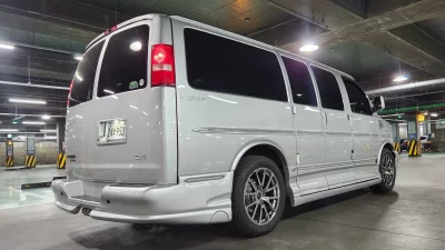 Chevrolet Express Van