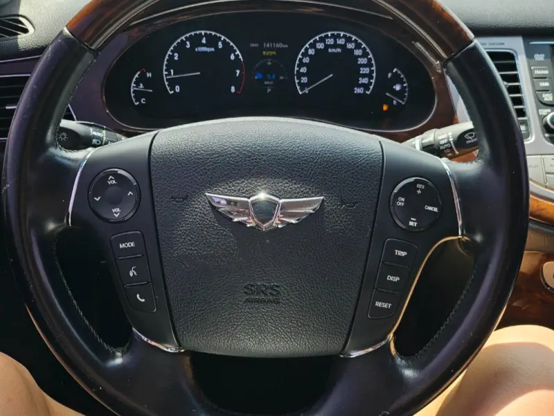 Hyundai Genesis