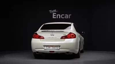 Infiniti G