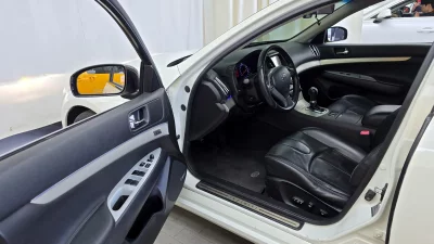 Infiniti G