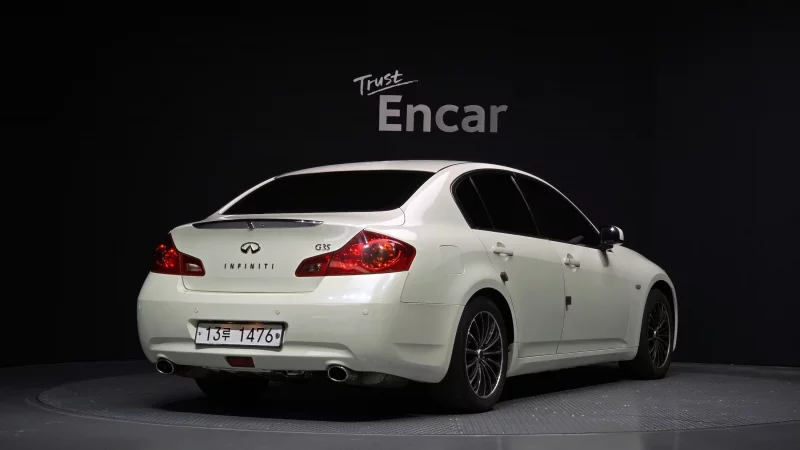 Infiniti G