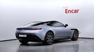 Astonmartin DB11