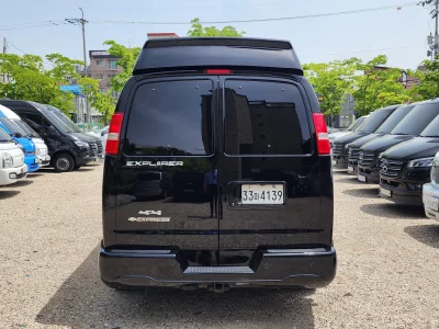 Chevrolet Express Van