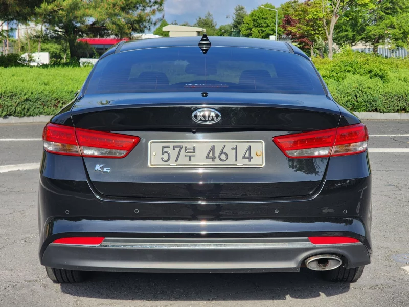 Kia K5