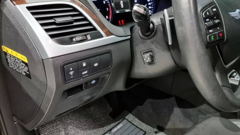 Hyundai Genesis