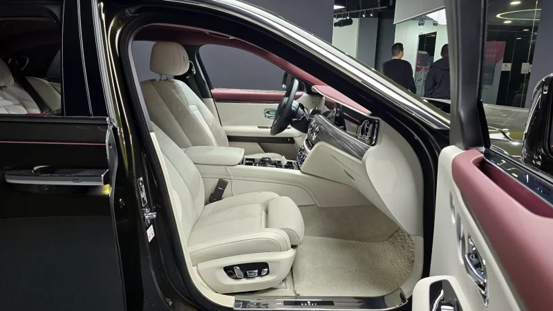 Rolls-Royce GHOST