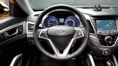 Hyundai Veloster