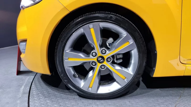 Hyundai Veloster