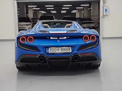Ferrari F8
