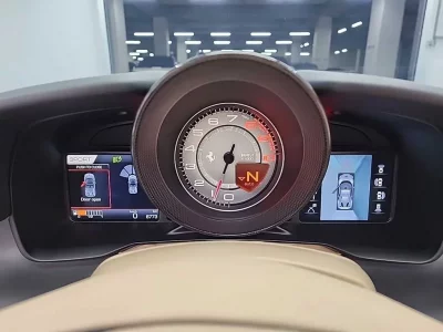 Ferrari F8
