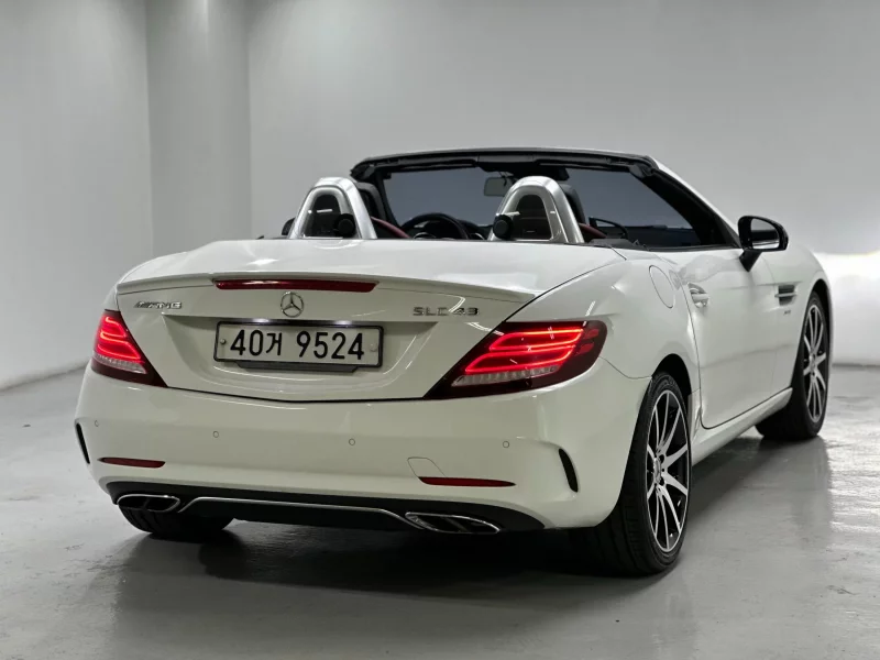 Mercedes-Benz SLC-Class