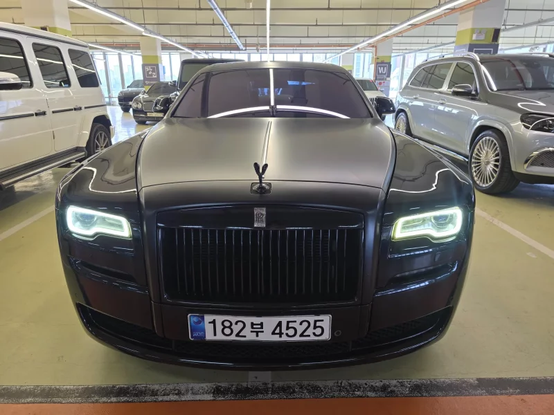 Rolls-Royce GHOST