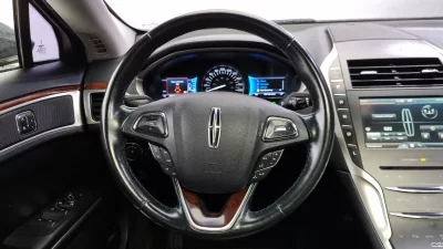 Lincoln MKZ