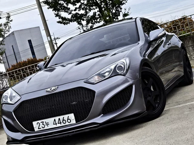 Hyundai Genesis