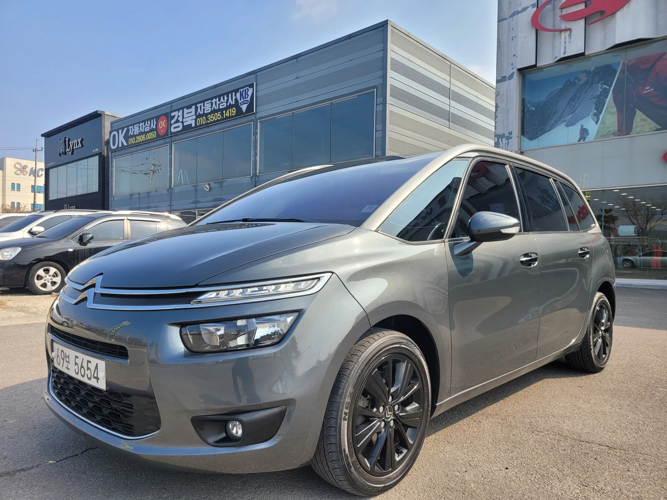 Citroen C4 Picasso 2014 г. лот №34480195 из Кореи, цены с доставкой во  Владивосток.