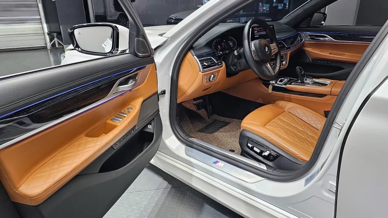 BMW 7-Series