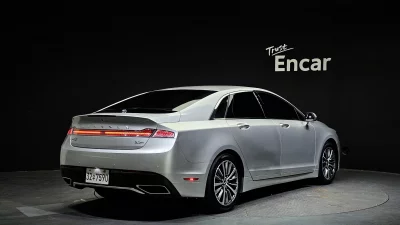 Lincoln MKZ