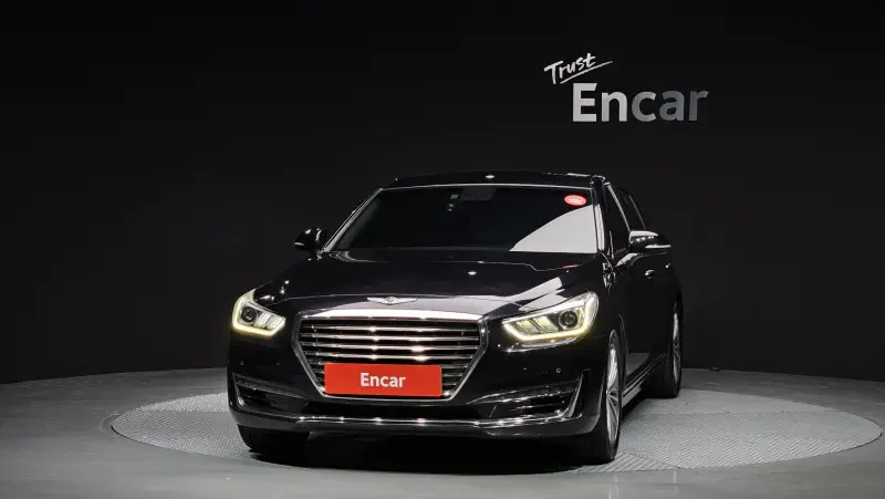 Genesis EQ900