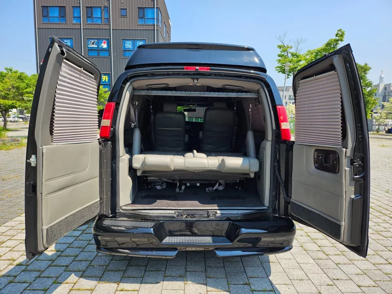 Chevrolet Express Van