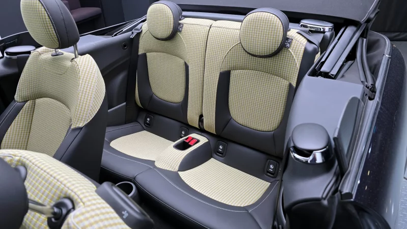 MINI Cooper Convertible