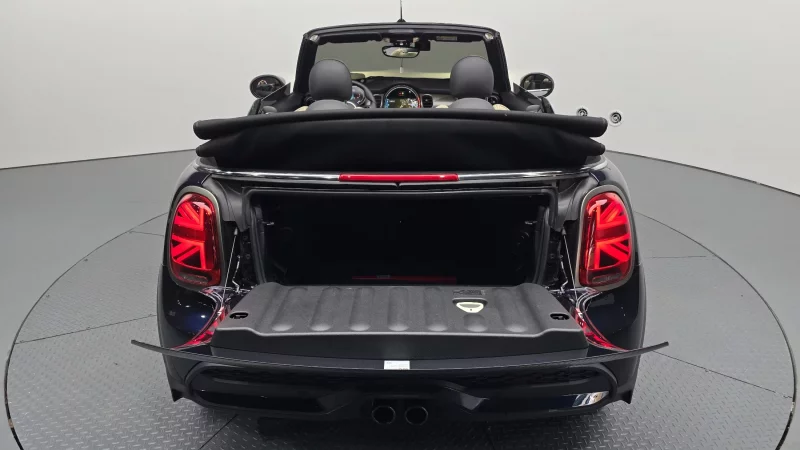 MINI Cooper Convertible