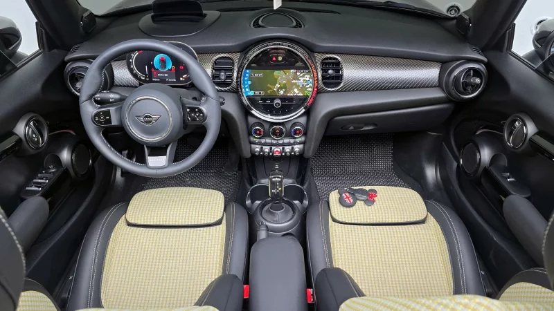 MINI Cooper Convertible