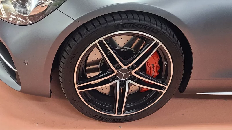 Mercedes-Benz AMG GT