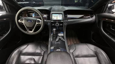Ford TAURUS