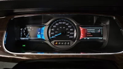Ford TAURUS