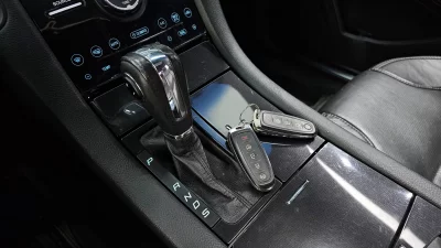Ford TAURUS