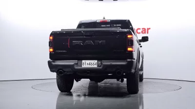 Dodge Ram Pick Up