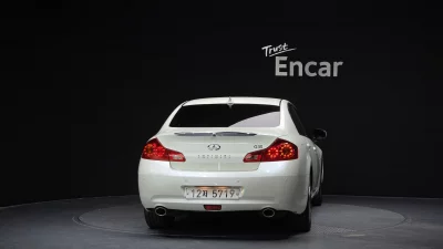 Infiniti G