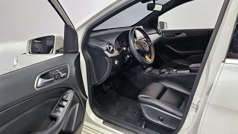 Mercedes-Benz B-Class