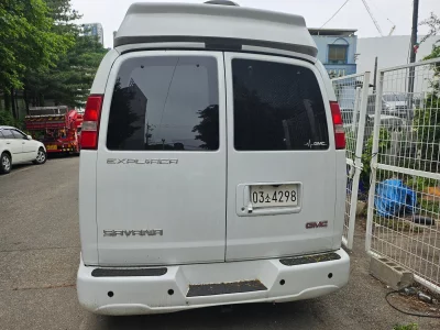 Chevrolet Express Van
