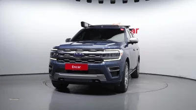 Ford EXPEDITION