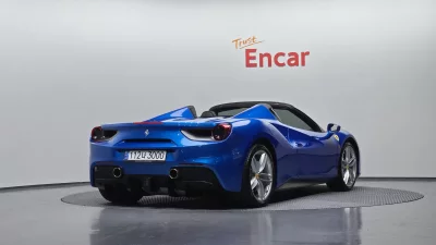 Ferrari 488