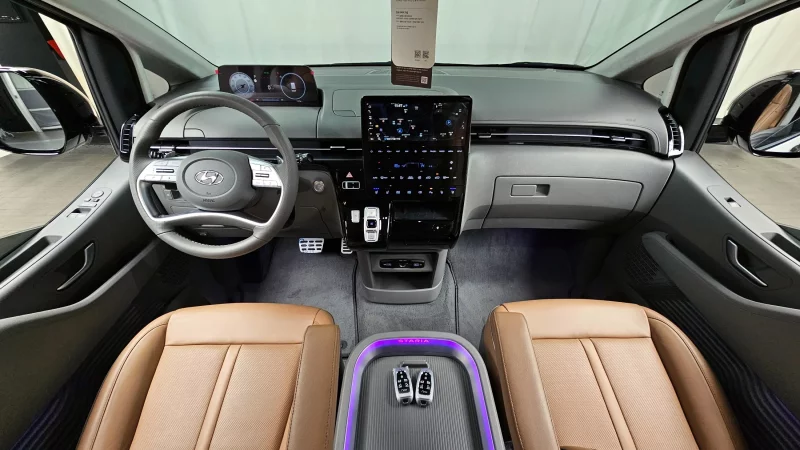 Hyundai Staria