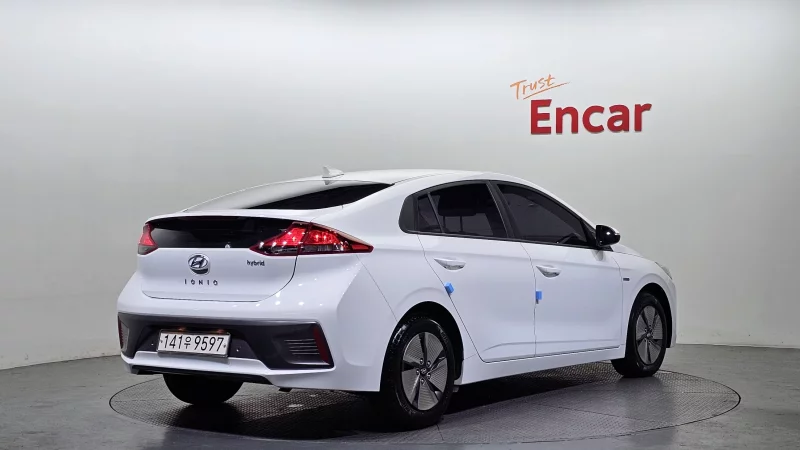Hyundai Ioniq