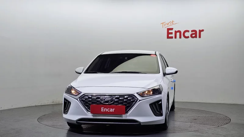 Hyundai Ioniq