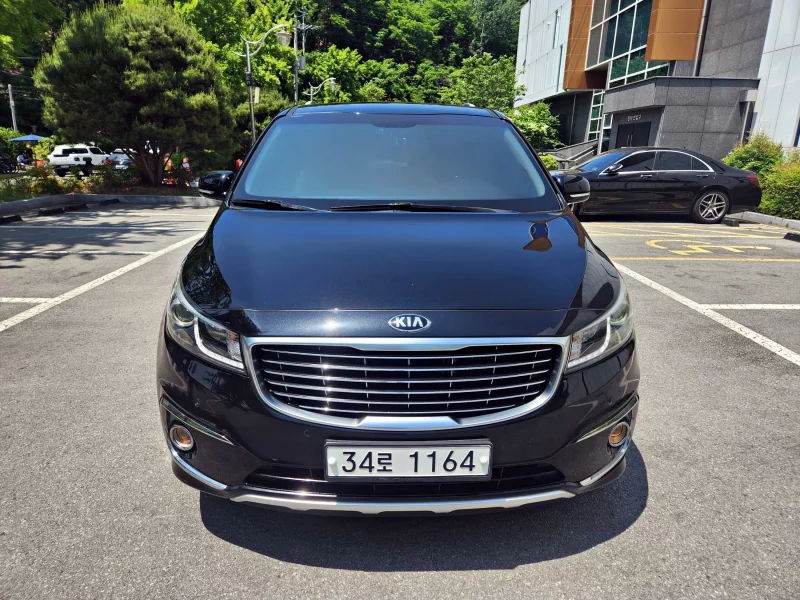 Kia Carnival