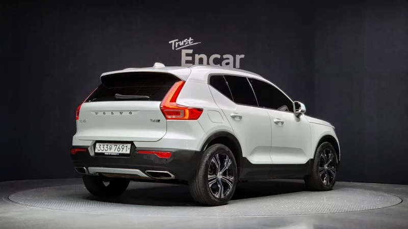 Volvo XC40