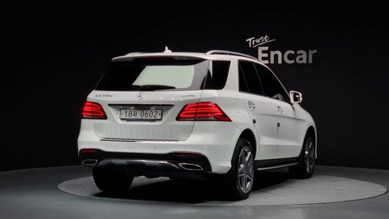 Mercedes-Benz GLE-Class