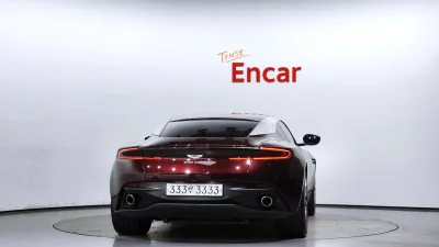 Astonmartin DB11