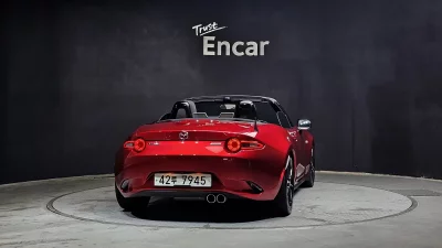 Mazda MX-5 Miata