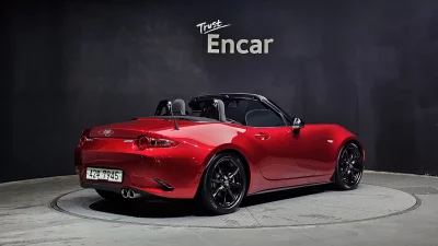 Mazda MX-5 Miata