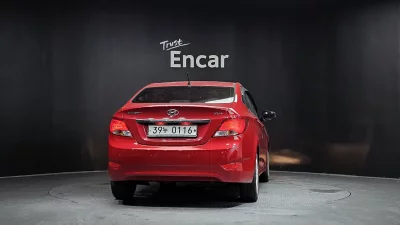 Hyundai Accent