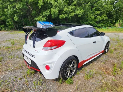 Hyundai Veloster